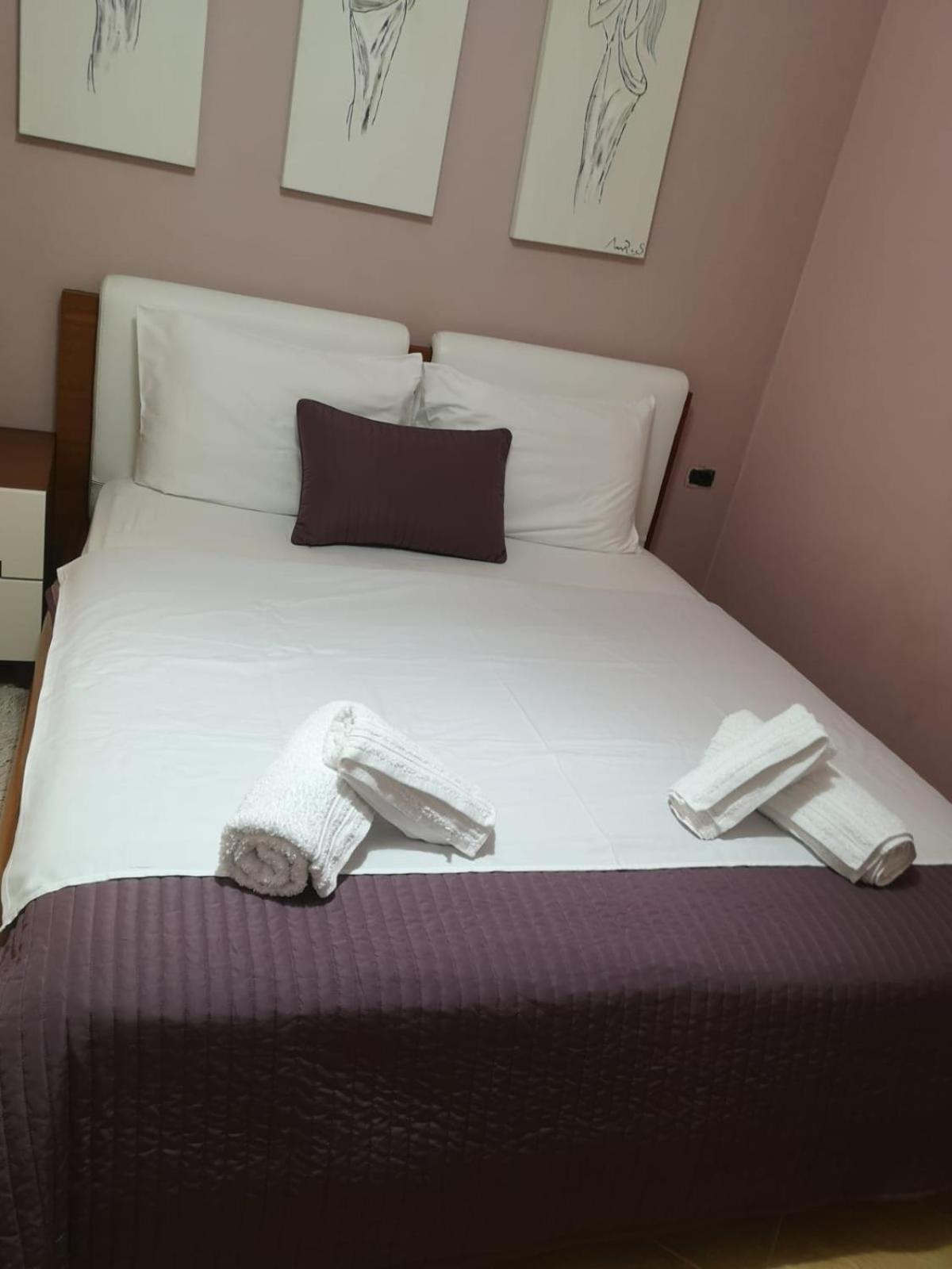 Leon Sea View Apartment Sarandë Eksteriør billede