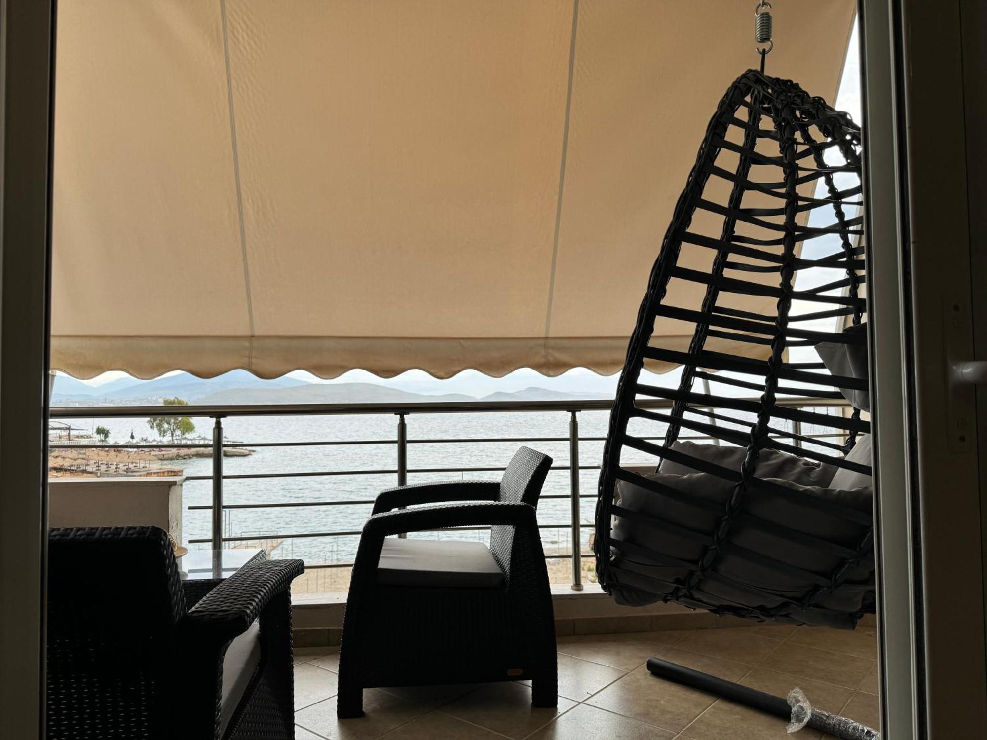 Leon Sea View Apartment Sarandë Eksteriør billede