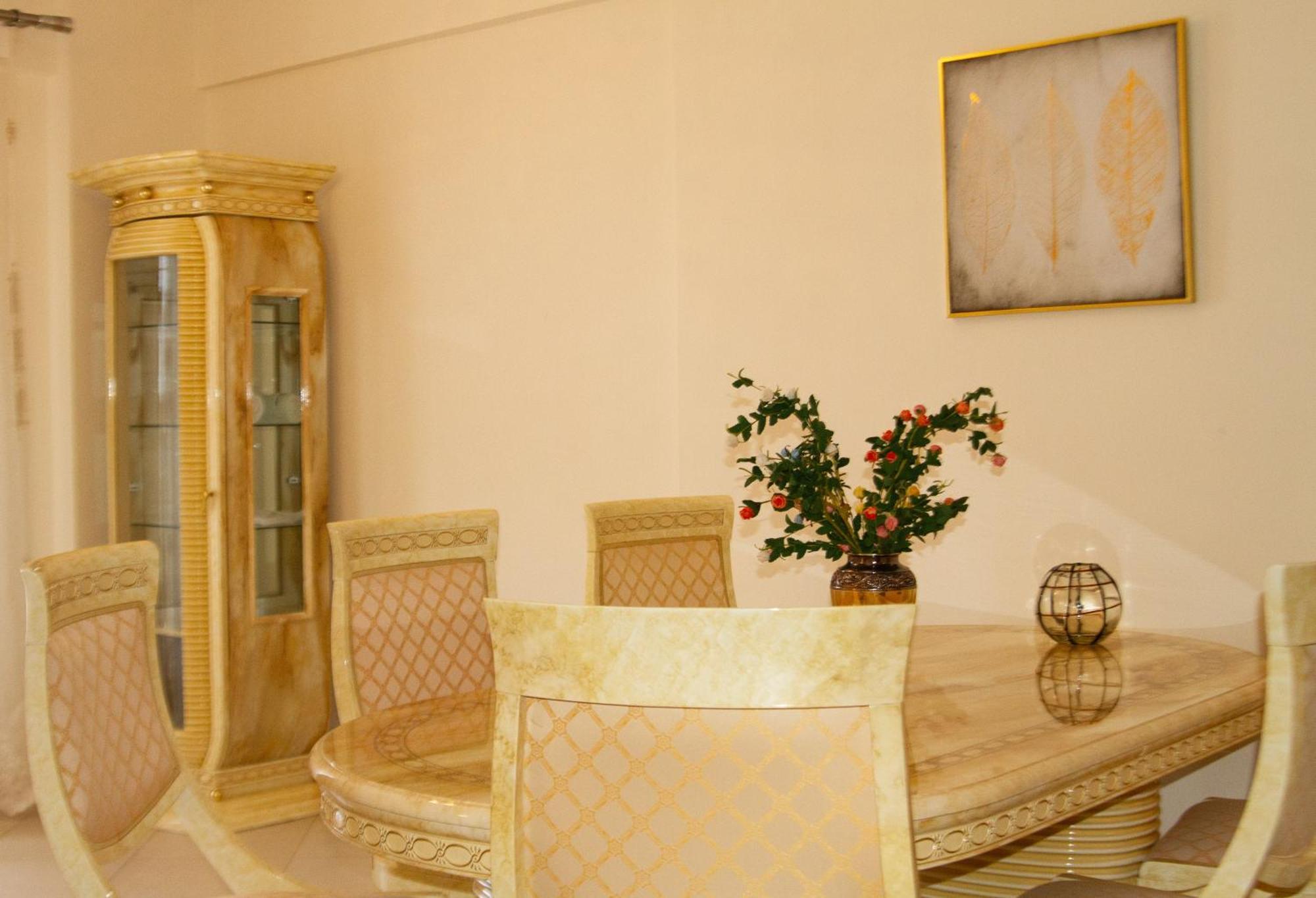 Leon Sea View Apartment Sarandë Eksteriør billede