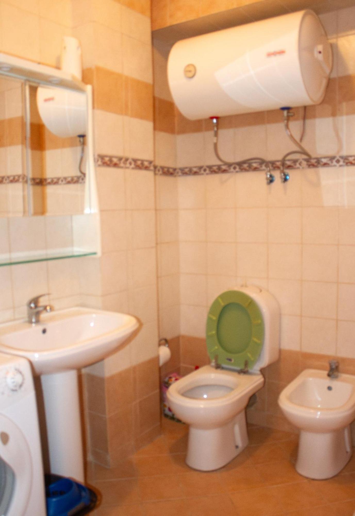 Leon Sea View Apartment Sarandë Eksteriør billede
